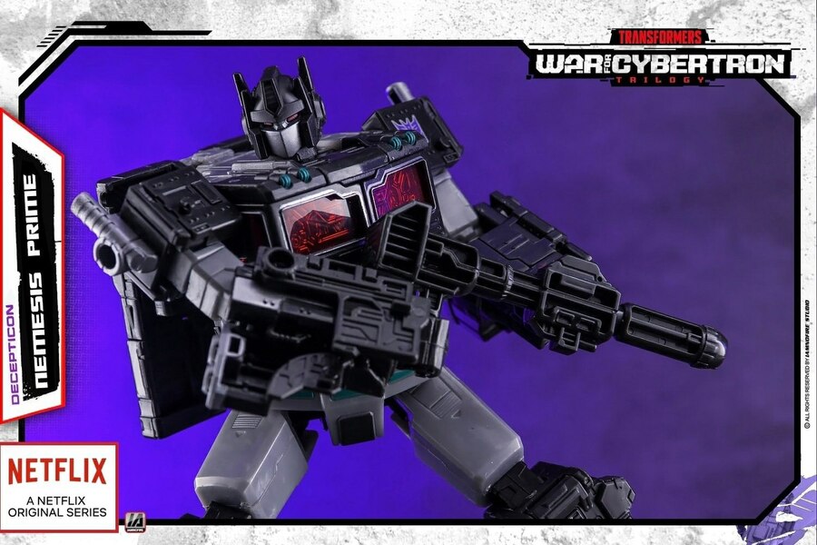 Netflix Transformers Spoiler Pack Nemesis Prime  (12 of 18)